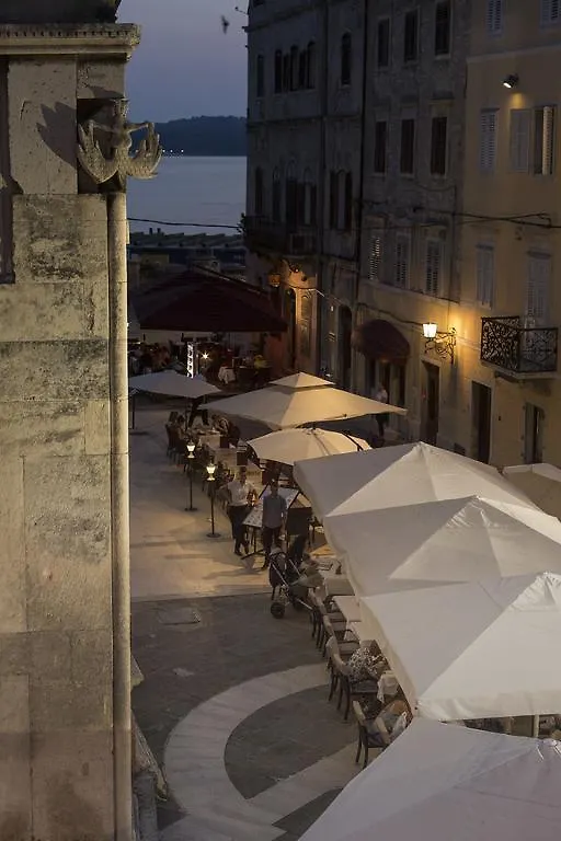 Apartments Forum Pula